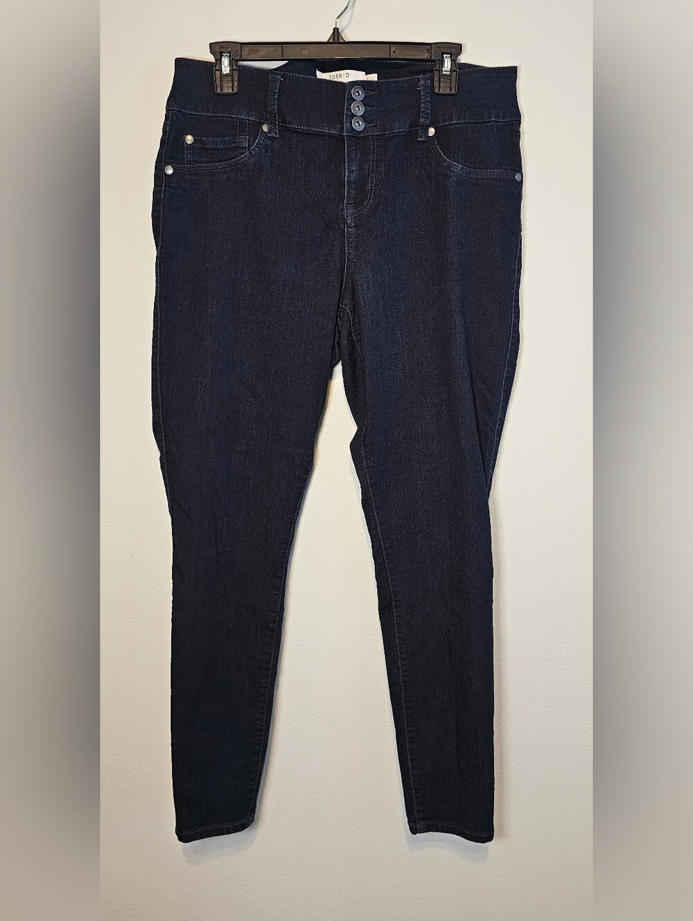 TORRID Premium Jegging Denim Jeans 14R Dark Wash